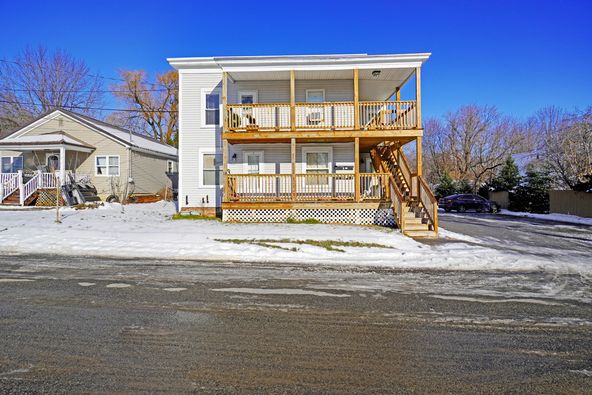 18 Turgeon St, Lewiston, ME 04240